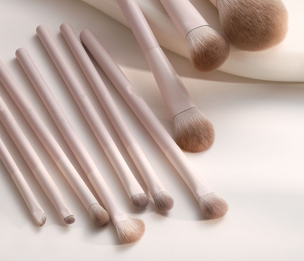 Luxury Rose Gold Powder Application Makeup Brush